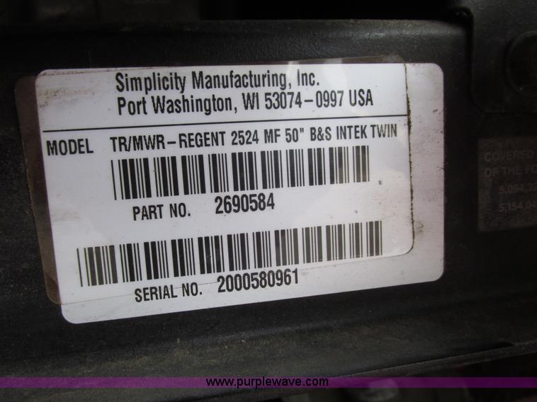 image for item G9962 Massey Ferguson 2524 lawn tractor