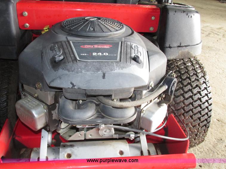 image for item G9963 Snapper 400ZB 2450 ZTR riding lawn mower