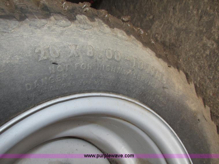 image for item G9963 Snapper 400ZB 2450 ZTR riding lawn mower