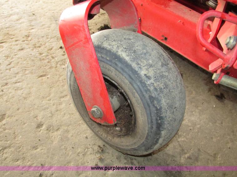 image for item G9963 Snapper 400ZB 2450 ZTR riding lawn mower