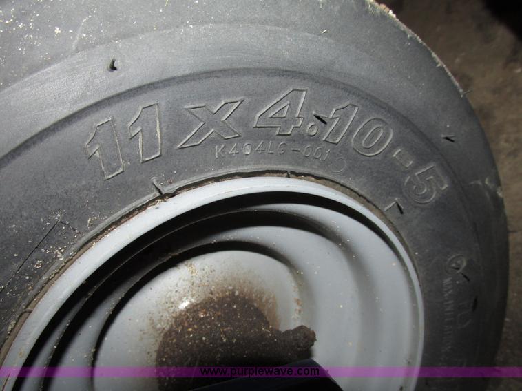 image for item G9964 2013 Dixon Speed ZTR riding lawn mower