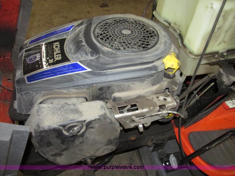 image for item G9965 Husqvarna YTH20K46 lawn tractor