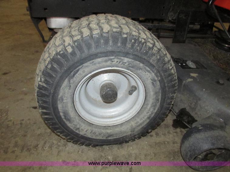 image for item G9965 Husqvarna YTH20K46 lawn tractor