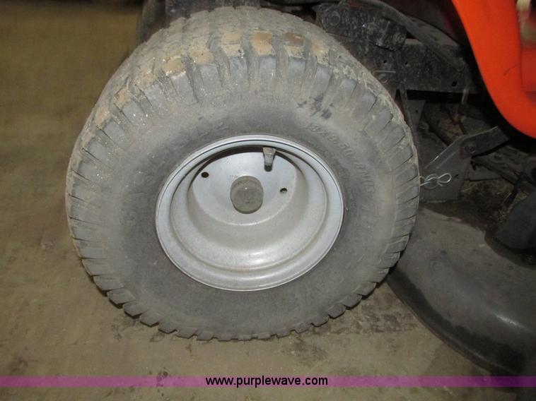 image for item G9965 Husqvarna YTH20K46 lawn tractor