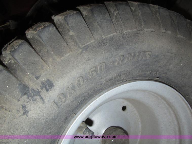 image for item G9965 Husqvarna YTH20K46 lawn tractor