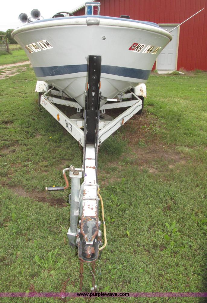 image for item G9967 1960 Larson speed boat