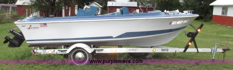 image for item G9967 1960 Larson speed boat