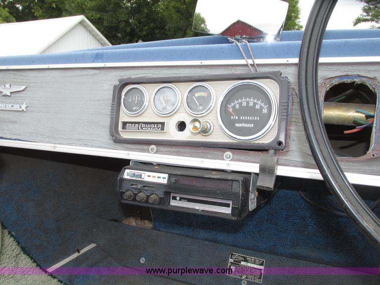 image for item G9967 1960 Larson speed boat