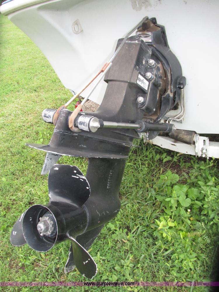 image for item G9967 1960 Larson speed boat