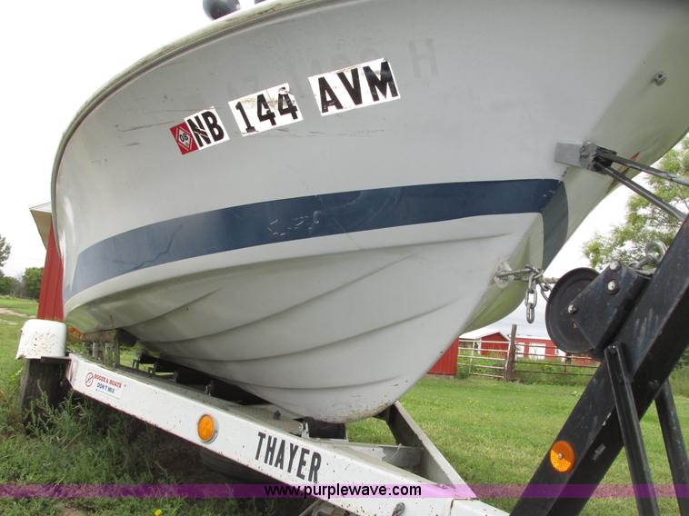 image for item G9967 1960 Larson speed boat