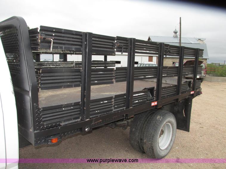 image for item G9968 1995 Ford F450 Super Duty XLT flatbed truck