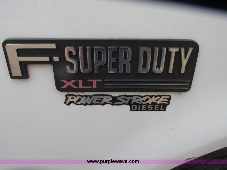 image for item G9968 1995 Ford F450 Super Duty XLT flatbed truck