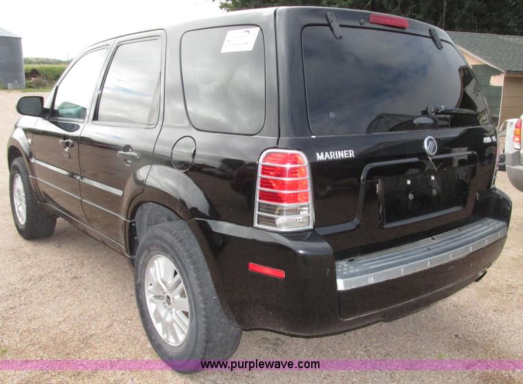 image for item G9969 2007 Mercury Mariner Luxury SUV