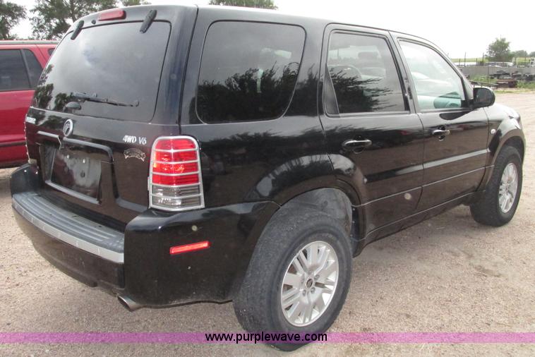 image for item G9969 2007 Mercury Mariner Luxury SUV