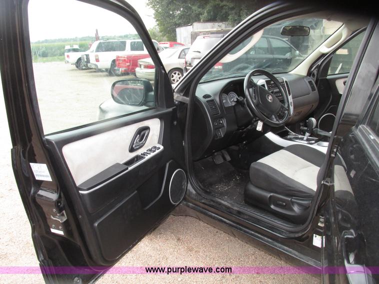 image for item G9969 2007 Mercury Mariner Luxury SUV