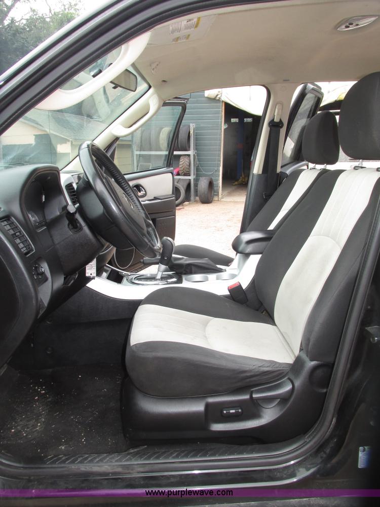 image for item G9969 2007 Mercury Mariner Luxury SUV