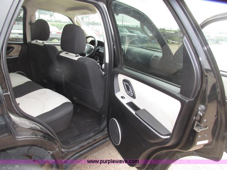 image for item G9969 2007 Mercury Mariner Luxury SUV