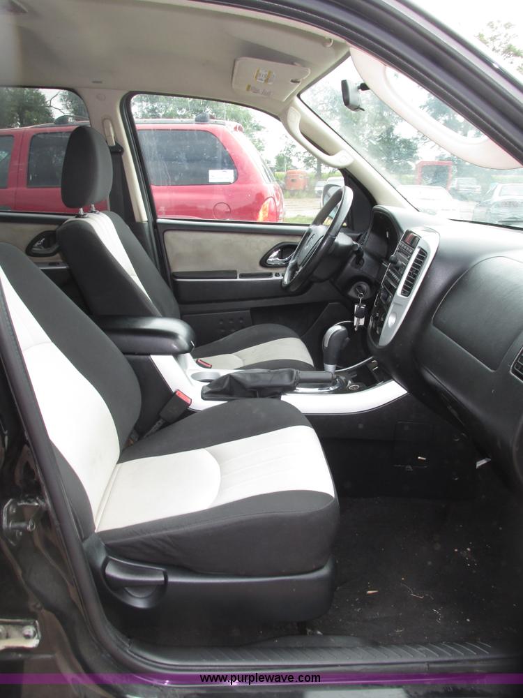image for item G9969 2007 Mercury Mariner Luxury SUV
