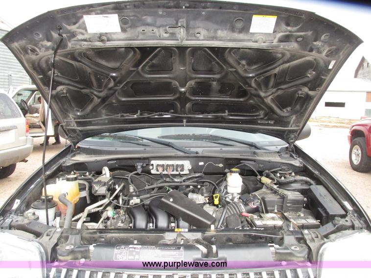 image for item G9969 2007 Mercury Mariner Luxury SUV