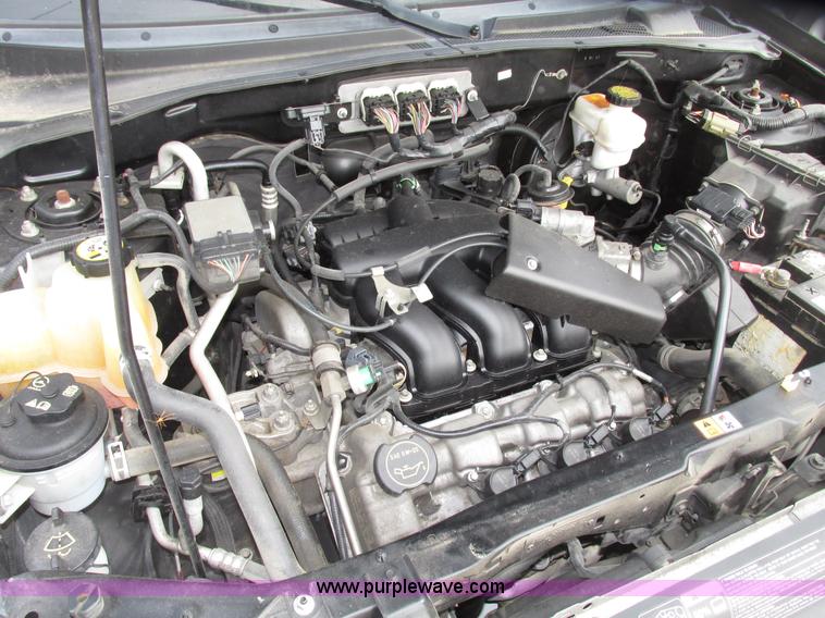 image for item G9969 2007 Mercury Mariner Luxury SUV