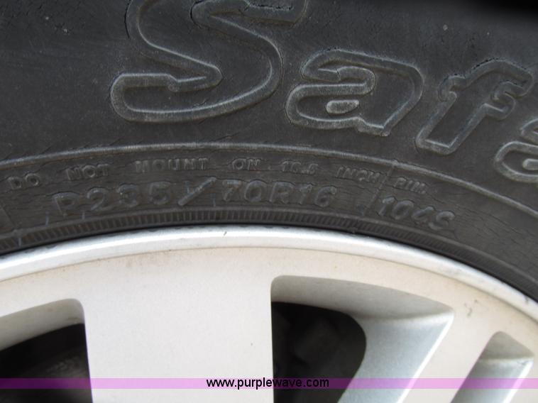 image for item G9969 2007 Mercury Mariner Luxury SUV