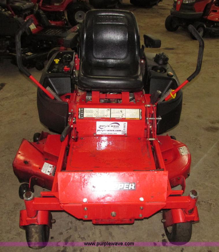 image for item G9973 Snapper 400Z riding lawn mower