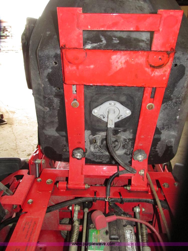 image for item G9973 Snapper 400Z riding lawn mower