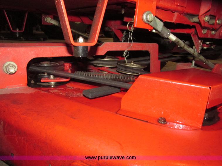 image for item G9973 Snapper 400Z riding lawn mower