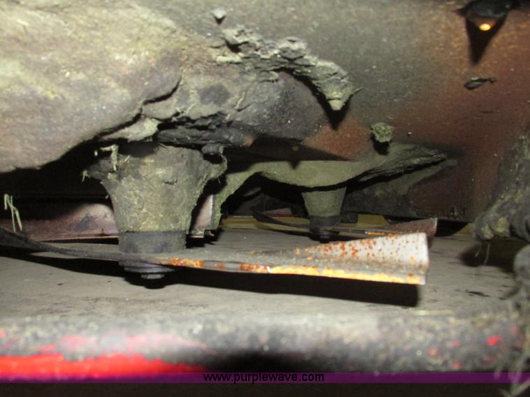 image for item G9973 Snapper 400Z riding lawn mower