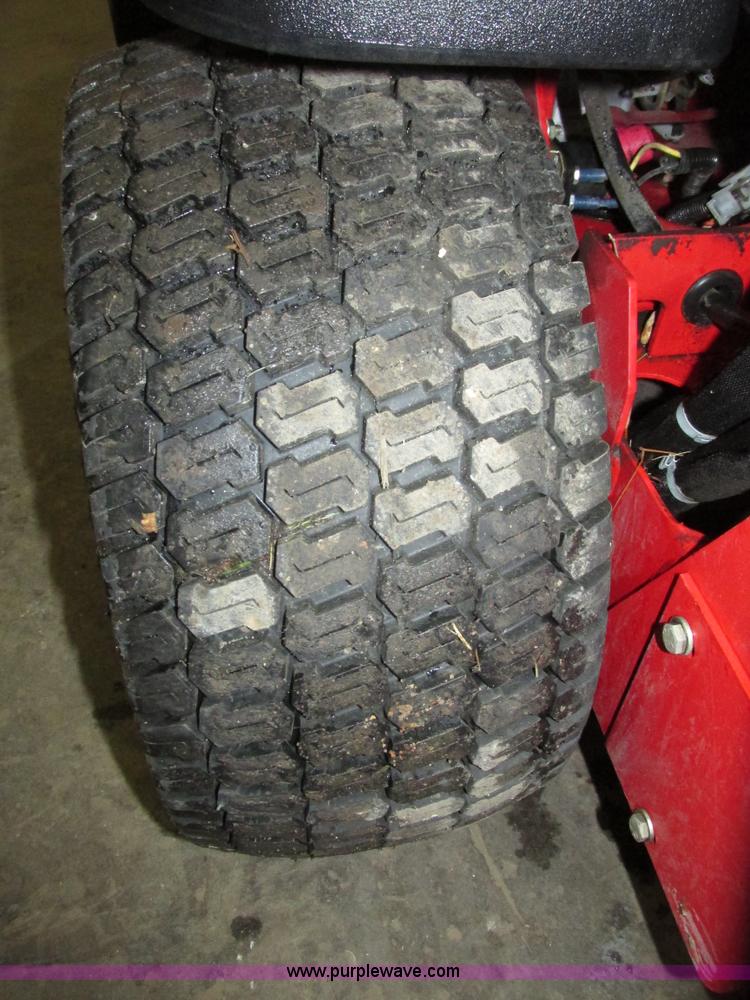 image for item G9973 Snapper 400Z riding lawn mower