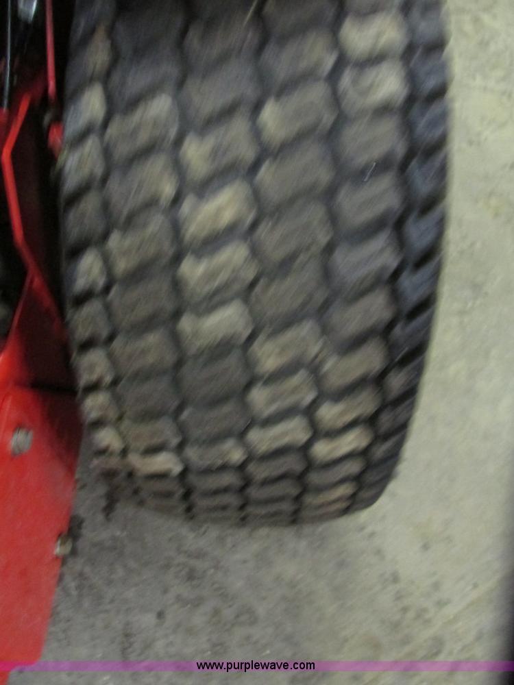 image for item G9973 Snapper 400Z riding lawn mower