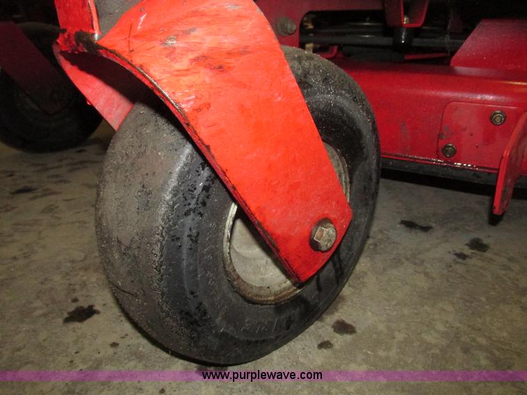 image for item G9973 Snapper 400Z riding lawn mower