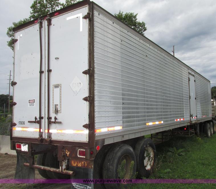 image for item G9987 1979 Trailmobile dry van trailer