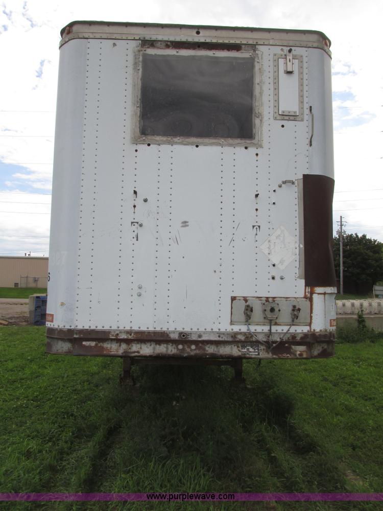 image for item G9987 1979 Trailmobile dry van trailer