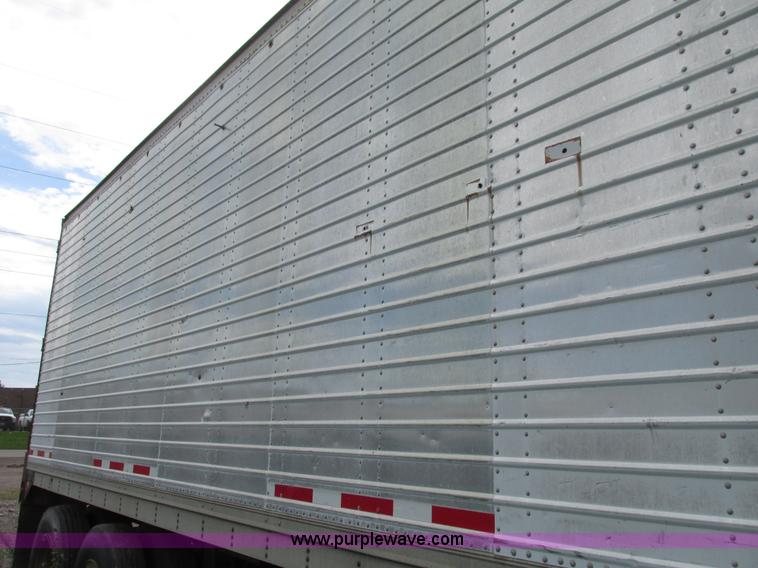 image for item G9987 1979 Trailmobile dry van trailer