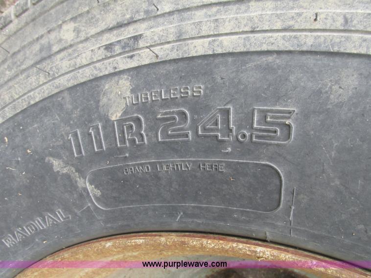 image for item G9987 1979 Trailmobile dry van trailer