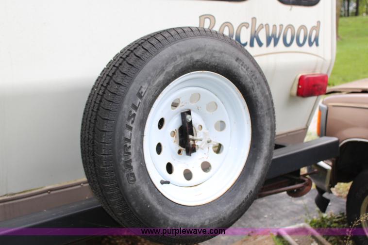 image for item H2589 2003 Rockwood fifth wheel camper