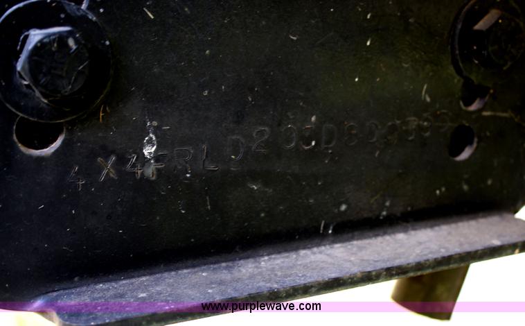 image for item H2589 2003 Rockwood fifth wheel camper