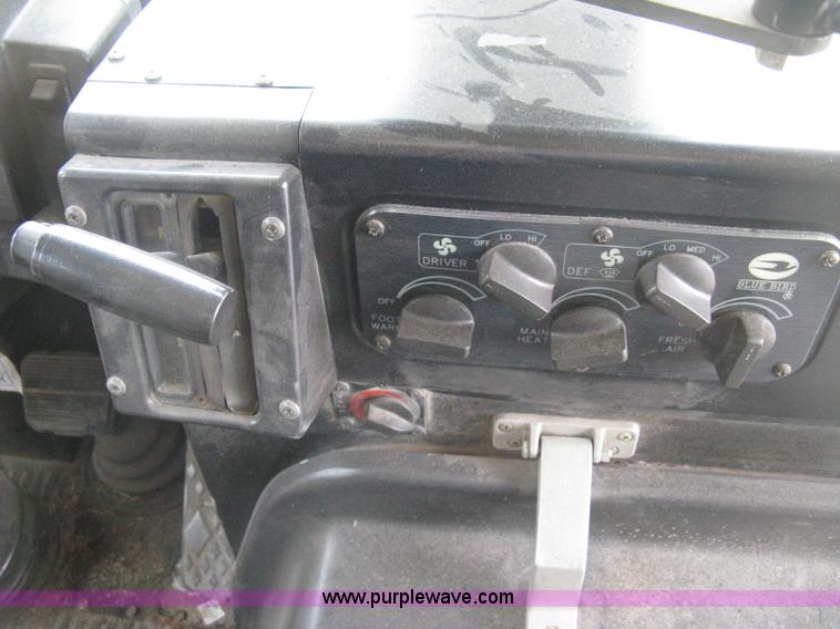 image for item H5265 1998 Blue Bird  TC2000 school bus