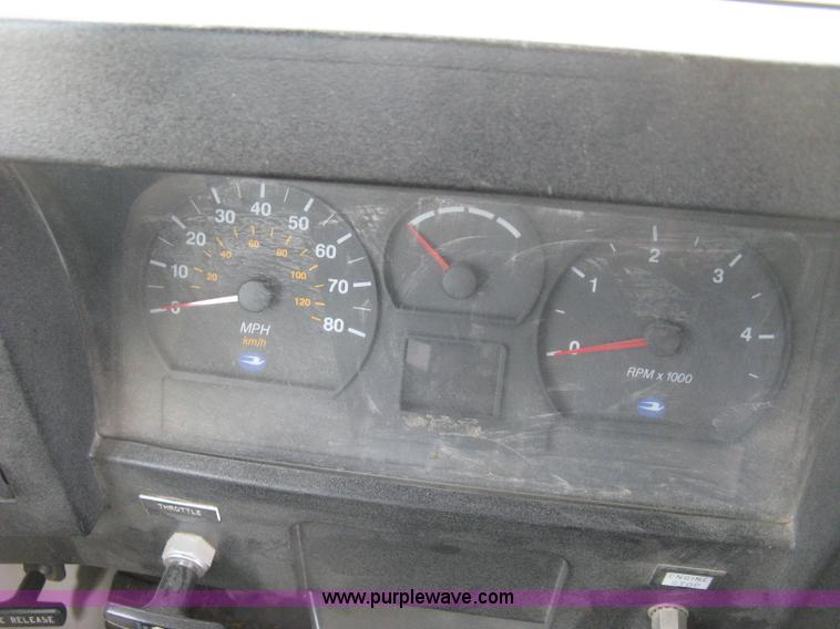 image for item H5265 1998 Blue Bird  TC2000 school bus