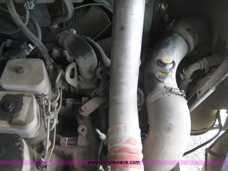 image for item H5265 1998 Blue Bird  TC2000 school bus