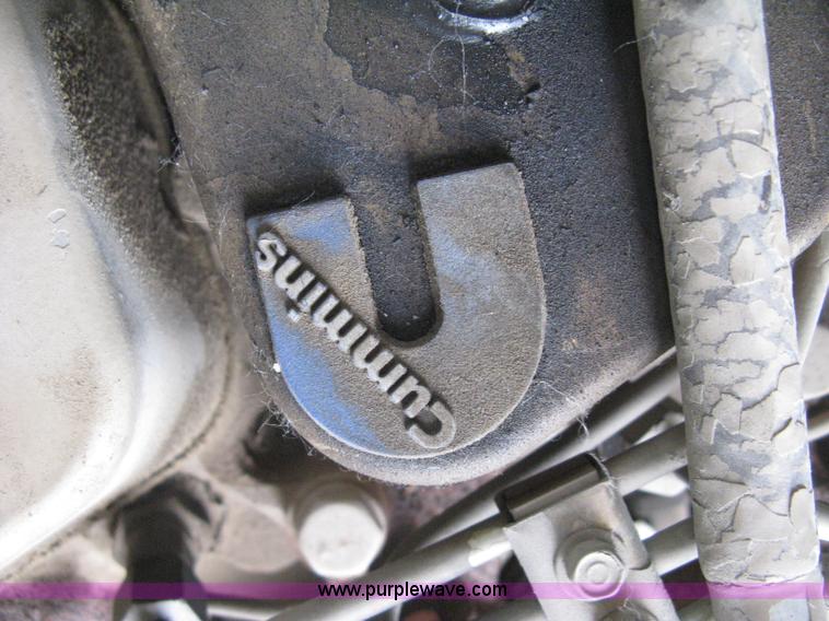 image for item H5265 1998 Blue Bird  TC2000 school bus