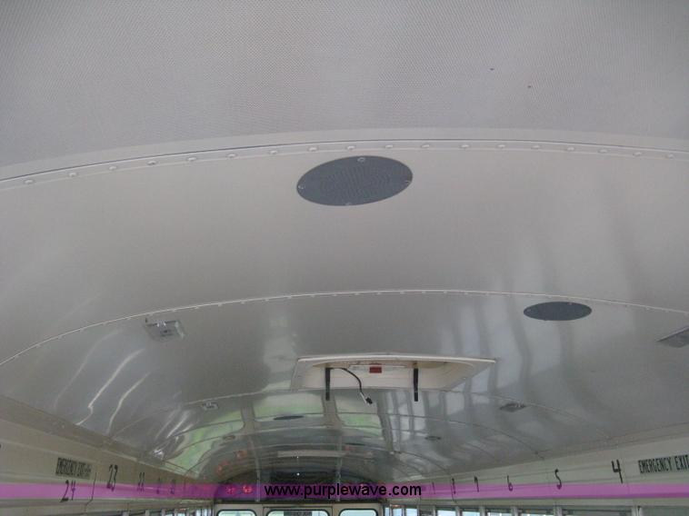 image for item H5265 1998 Blue Bird  TC2000 school bus