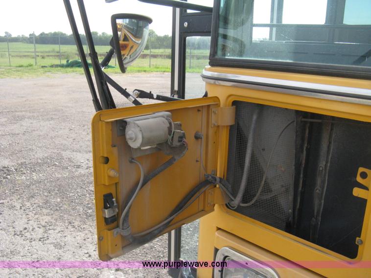 image for item H5265 1998 Blue Bird  TC2000 school bus