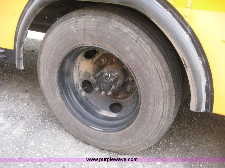 image for item H5265 1998 Blue Bird  TC2000 school bus