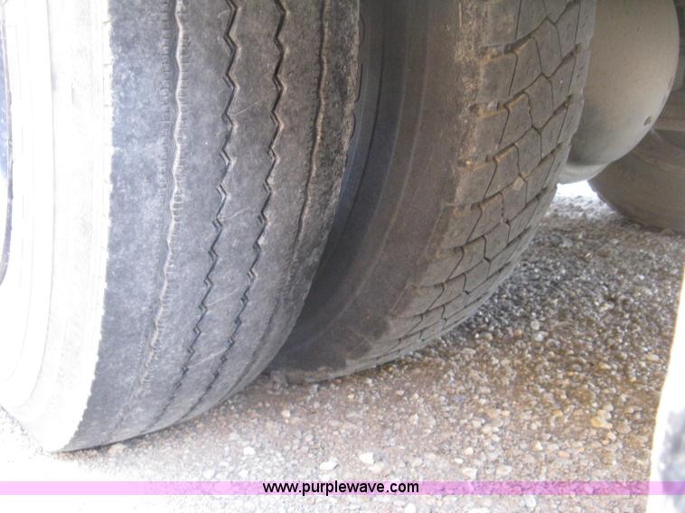 image for item H5265 1998 Blue Bird  TC2000 school bus