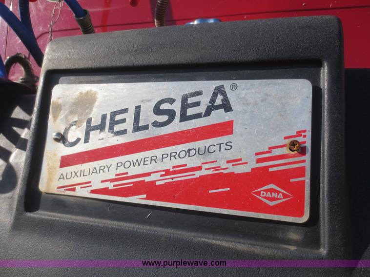 image for item I2218 1995 International 8200 semi truck