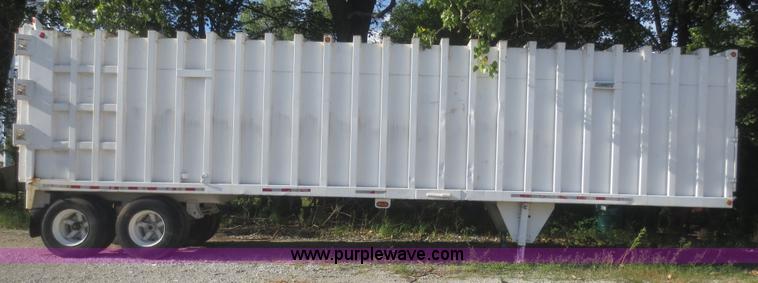 image for item I2219 1993 Clement SPCC-40-75 Refuse Blade waste transfer trailer