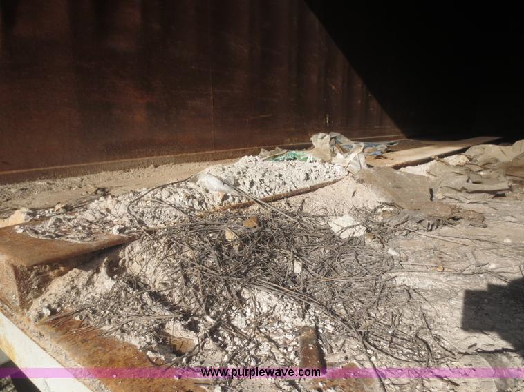 image for item I2219 1993 Clement SPCC-40-75 Refuse Blade waste transfer trailer