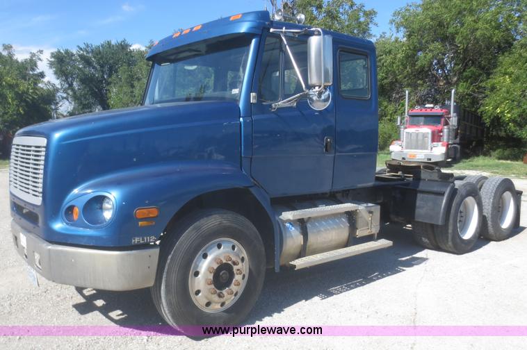 image for item I2222 1996 Freightliner FL112 semi truck